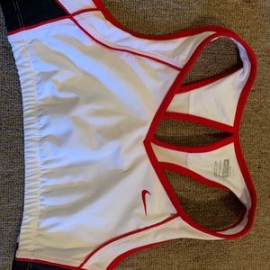 Women’s Nike sportsbra